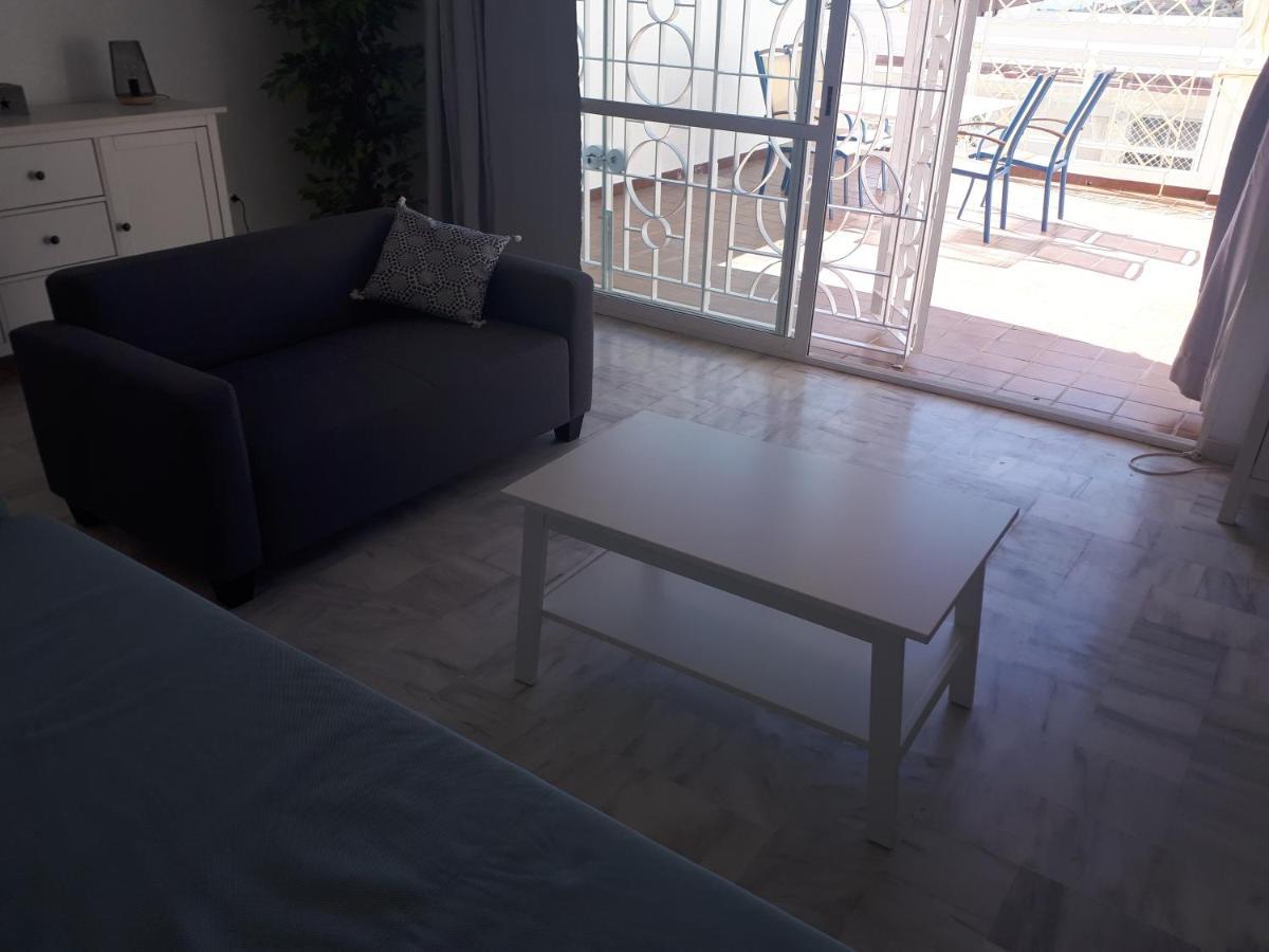 Apartment In Costa Del Sol With Large Terrace For 9 People Rincón de la Victoria Exterior foto